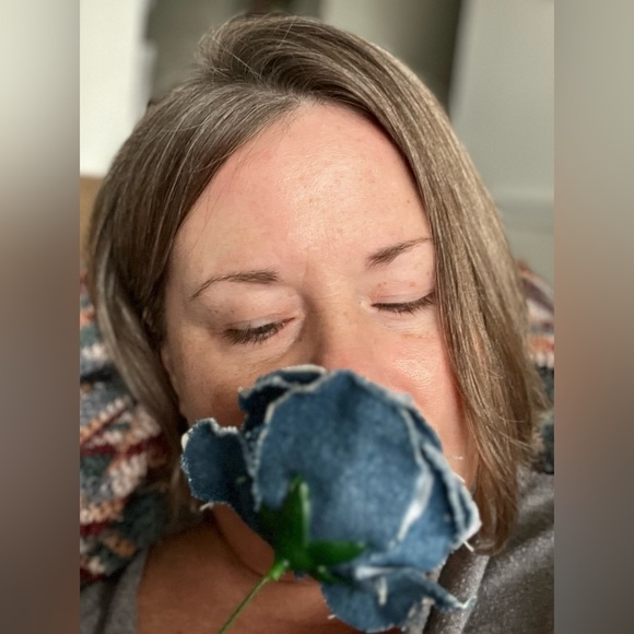 One dozen handmade Denim Roses in full bloom. - Picture 11 of 11